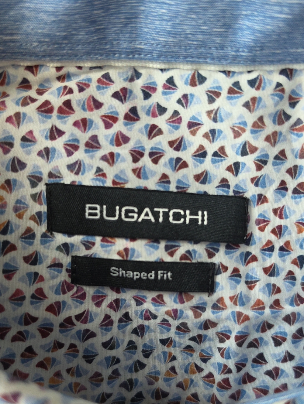 Bugatchi Shaped  Fit Button Up - Picture 5 of 6
